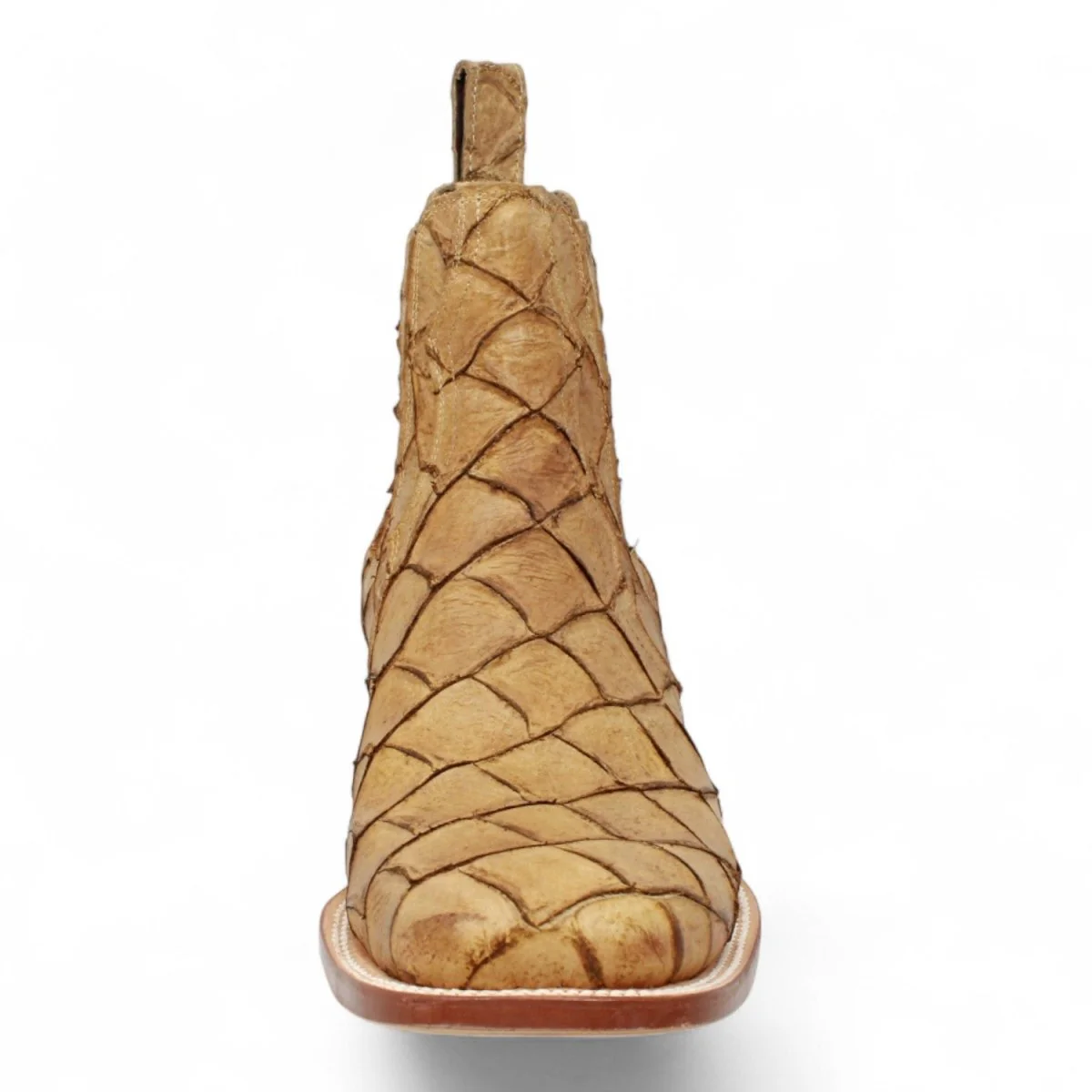 Botines de Cuero Pirarucu Grabado Punta Cuadrada Color Arena Hombre -Tanner Mark Boots - Imagen 3