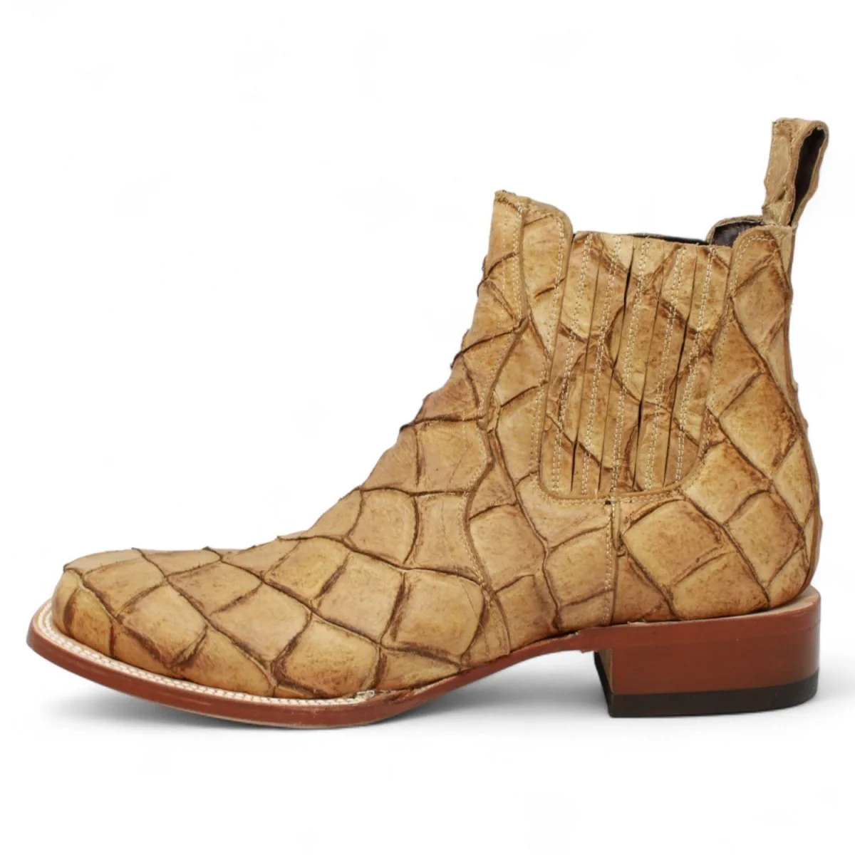 Botines de Cuero Pirarucu Grabado Punta Cuadrada Color Arena Hombre -Tanner Mark Boots - Imagen 6