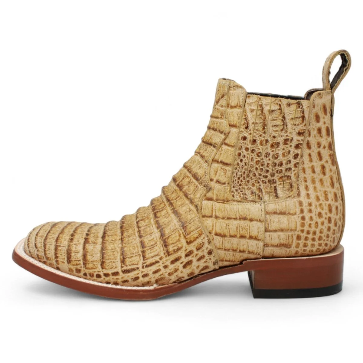 Botines Hombre de Cuero Grabadode Caiman Panza Punta Cuadrada Color Arena -Tanner Mark Boots - Imagen 5