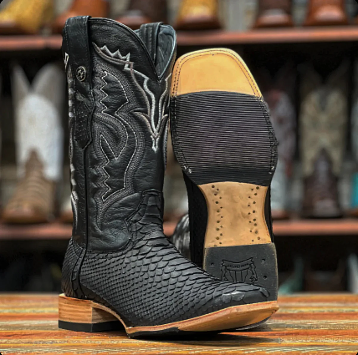 Tanner Mark Men's Genuine Python Square Toe Boots Matte Black TMX208038 - Imagen 3