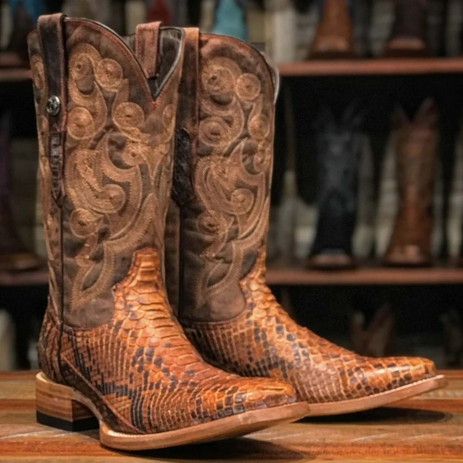 Tanner Mark Men's Medina Genuine Python Square Toe Boots Brandy TMX200425 - Imagen 2
