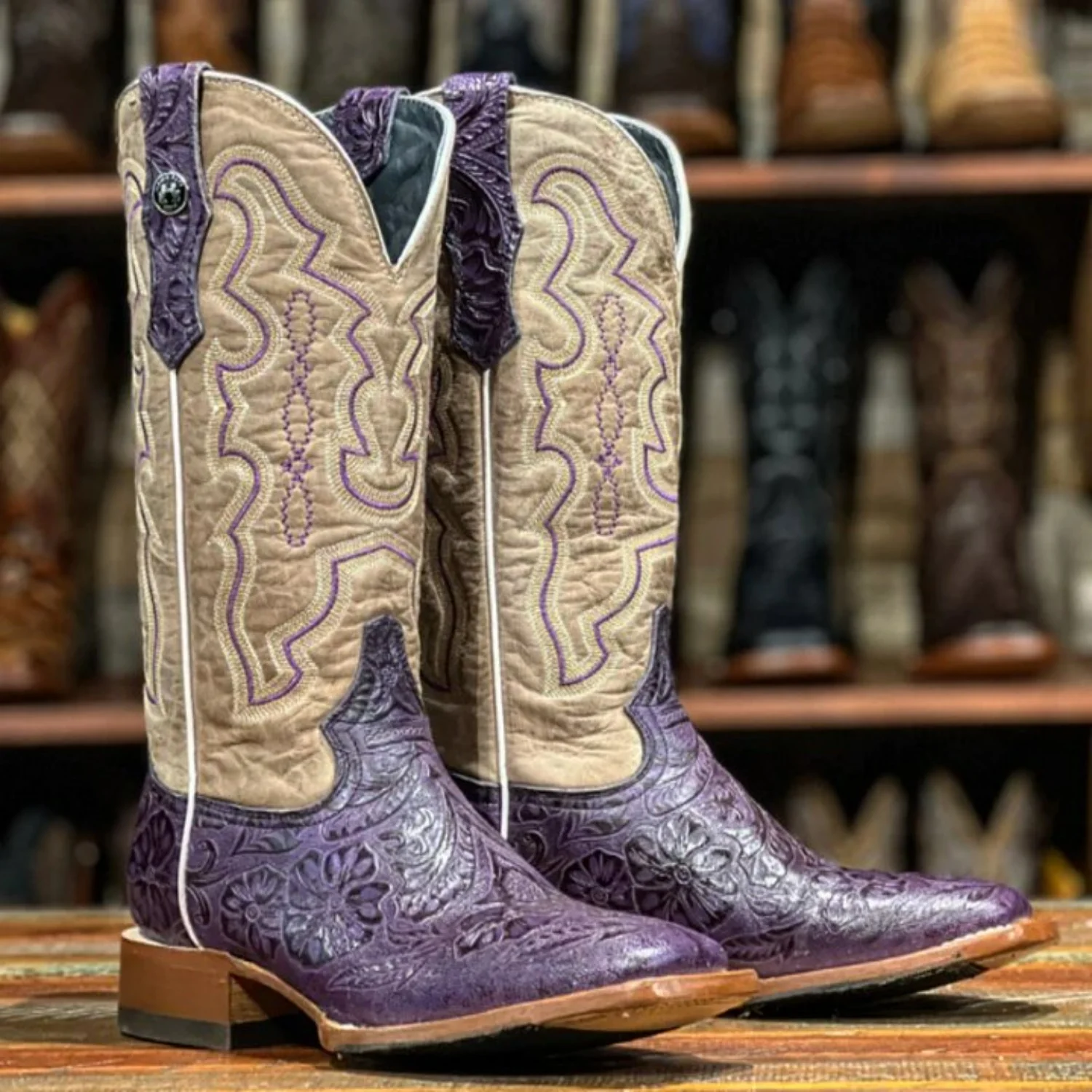 Tanner Mark Women's Hand Tooled Square Toe Leather Boots Grape - Imagen 2
